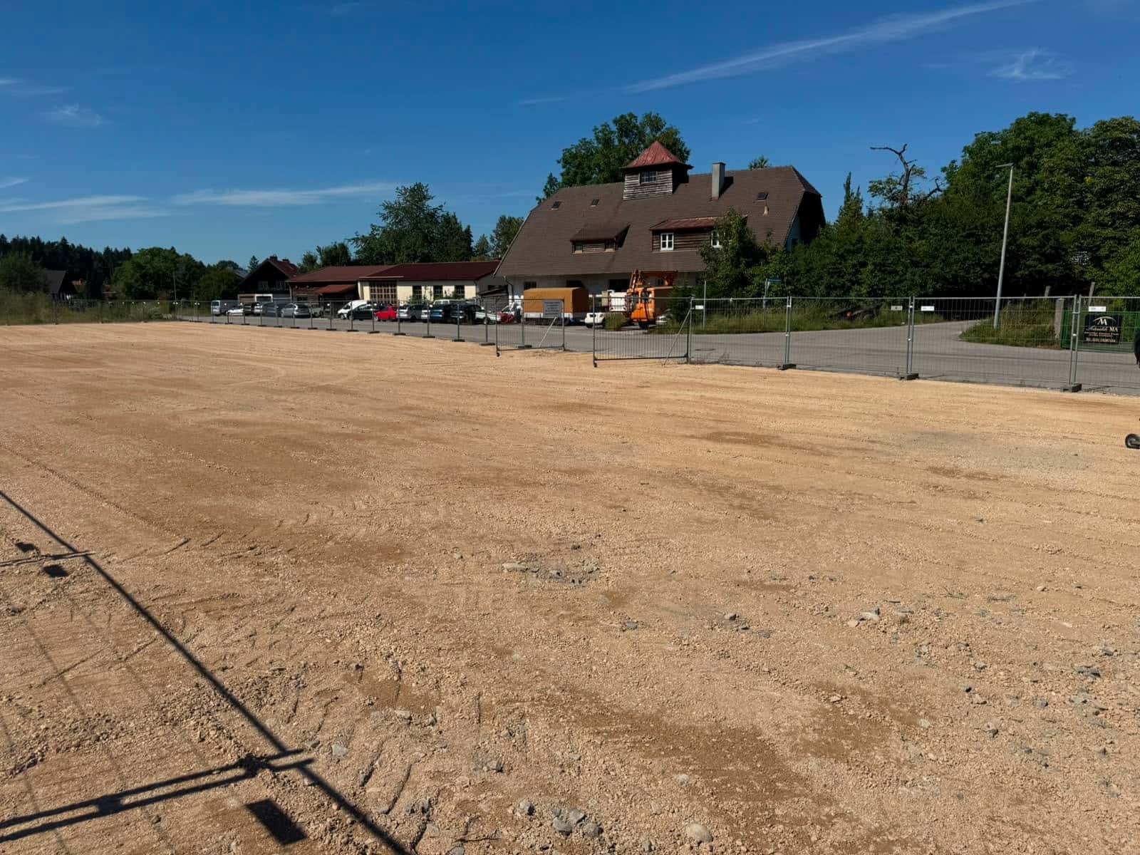 Wohnen mieten in Laufen — Gesamtansicht des Grundstücks