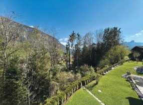 Hauptbild Alpenflair trifft Entwicklungspotenzial - Mehrfamilienhaus in Unken sucht Visionär