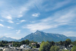 Hauptbild Aussichtsreich - renovierte 2-Zimmer-Wohnung in TOP-Lage Nonntal nähe Fürstenallee